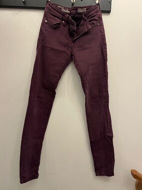 Smart Set “Insider” Coloured Denim Skinny Fit